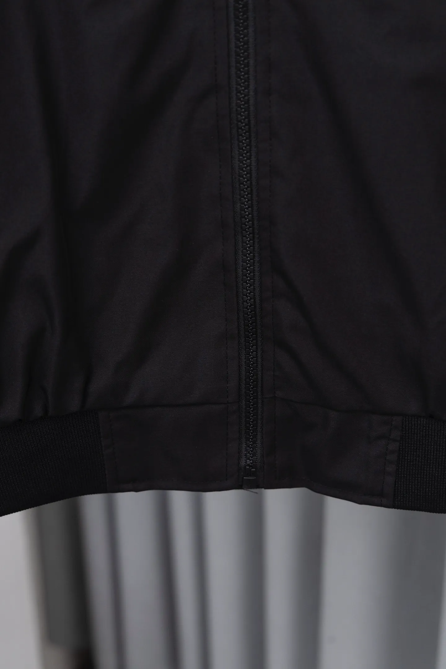 P310 Style No.: M019 Chromehearts Chromehearts Pearl Baseball Jacket. The texture is clear and full of texture. It is custom-dyed 1×1 in the same vat with no color difference and is precise. It can be worn in layers. It is a good product for your own use. Highly recommended ~ All accessories are all original and customized!  ... The overall workmanship and materials used are also very particular, reflecting the brand's quality control in every aspect! Proper big factory style! Size:S-XL